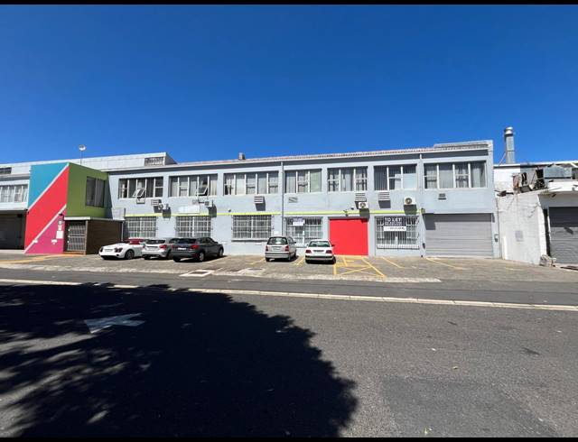 530M² WAREHOUSE TO LET IN PAARDEN EILAND